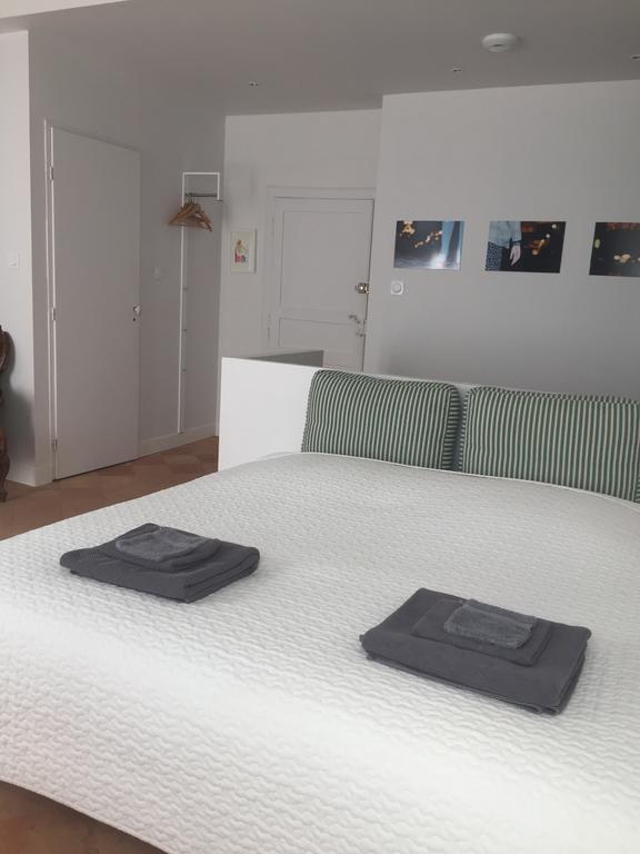 B&B Le Chat Qui Dort Montricoux Екстер'єр фото