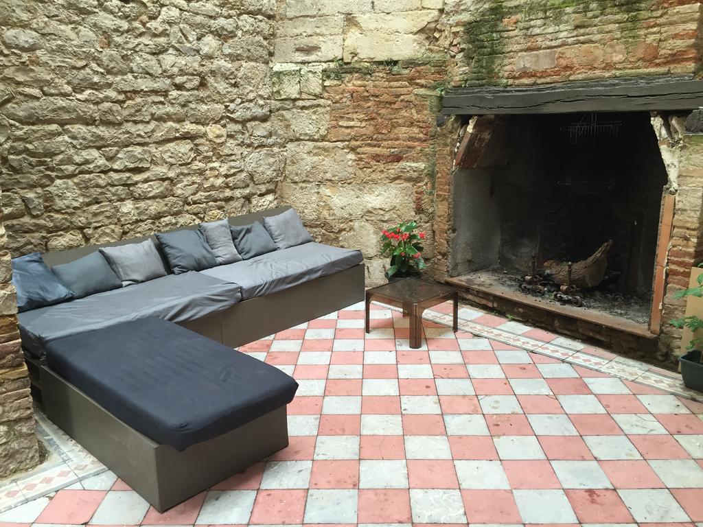B&B Le Chat Qui Dort Montricoux Екстер'єр фото