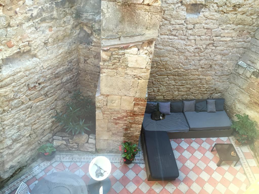 B&B Le Chat Qui Dort Montricoux Екстер'єр фото